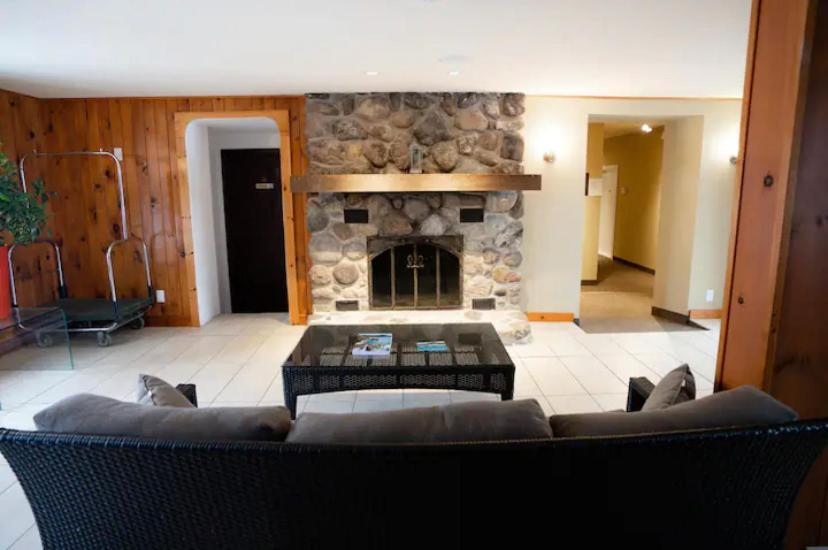 Superbe Condo A 5 Minutes Du Mont Orford エクステリア 写真