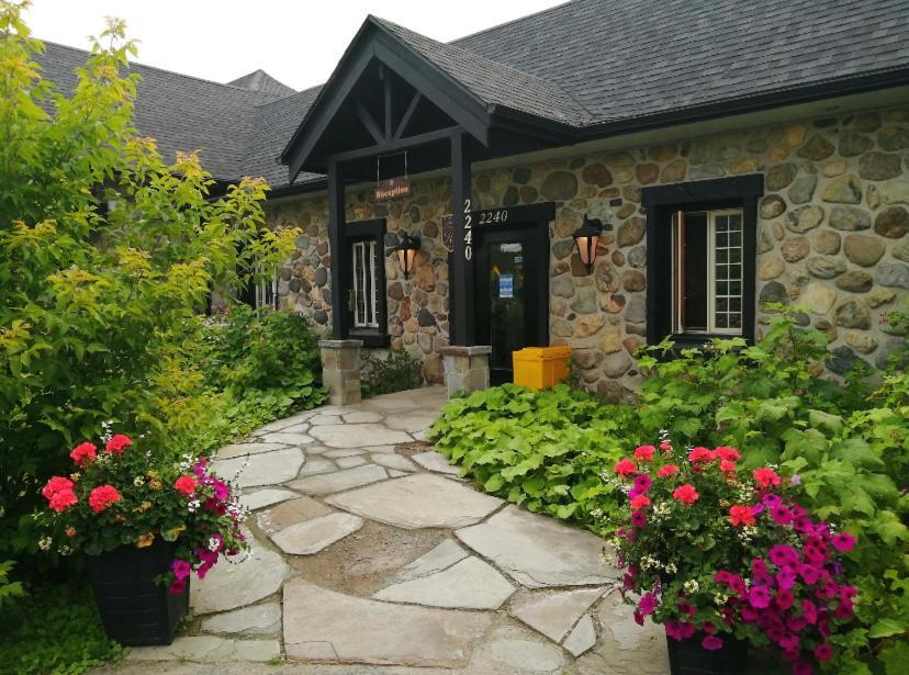 Superbe Condo A 5 Minutes Du Mont Orford エクステリア 写真