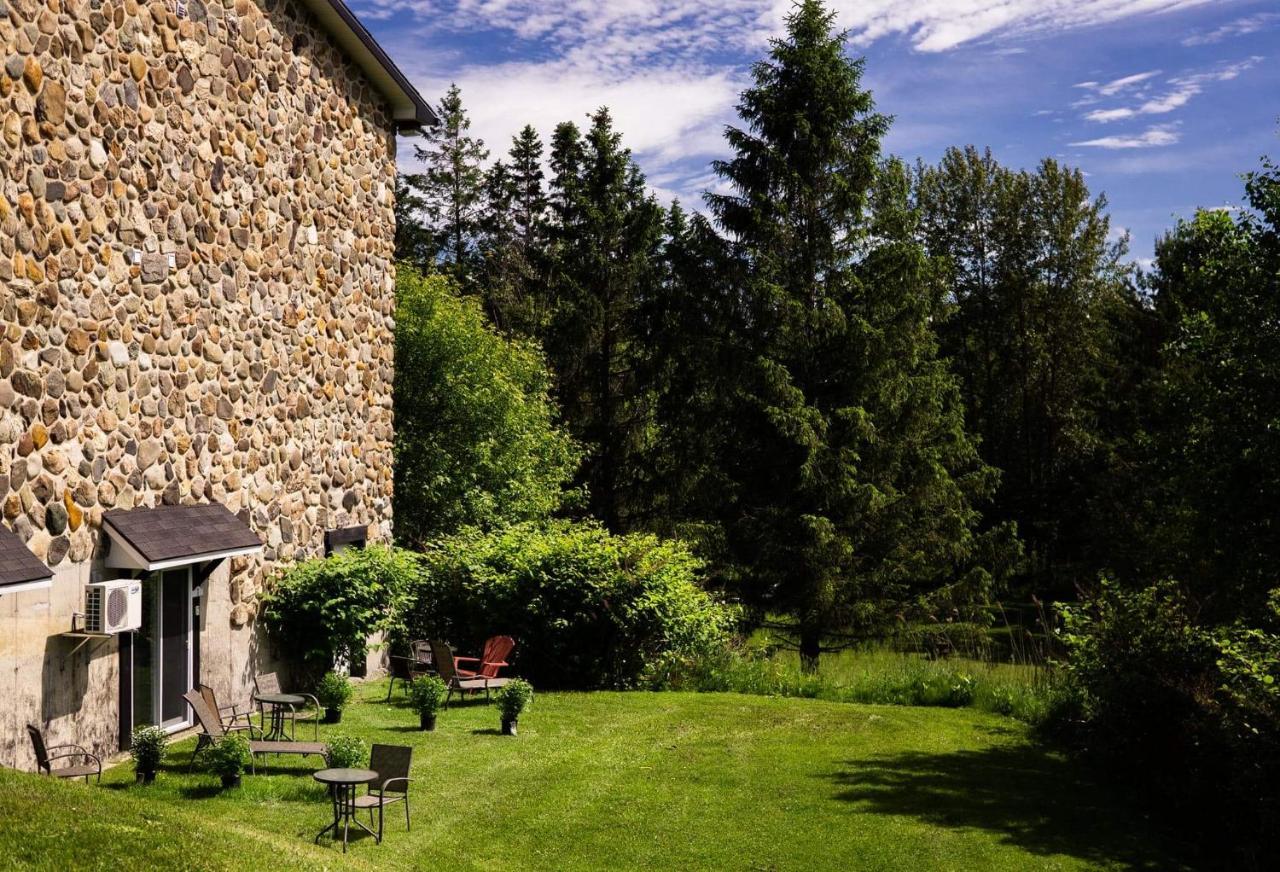 Superbe Condo A 5 Minutes Du Mont Orford エクステリア 写真